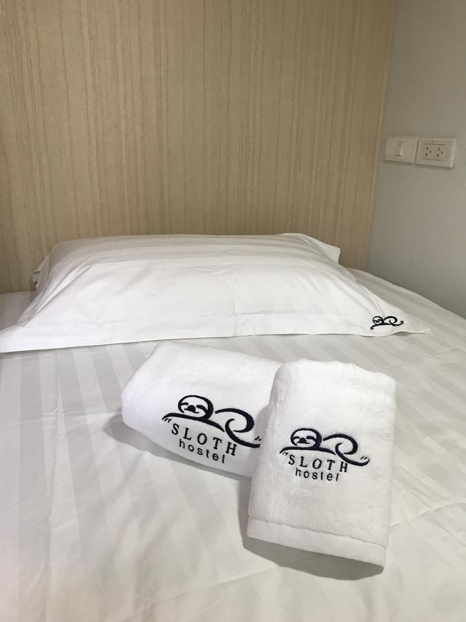Sloth Hostel Khaosan Bangkok Exteriör bild