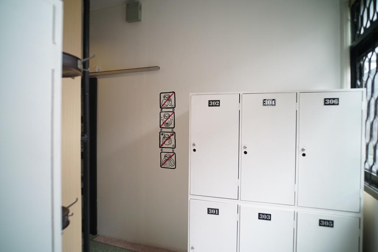 Sloth Hostel Khaosan Bangkok Exteriör bild