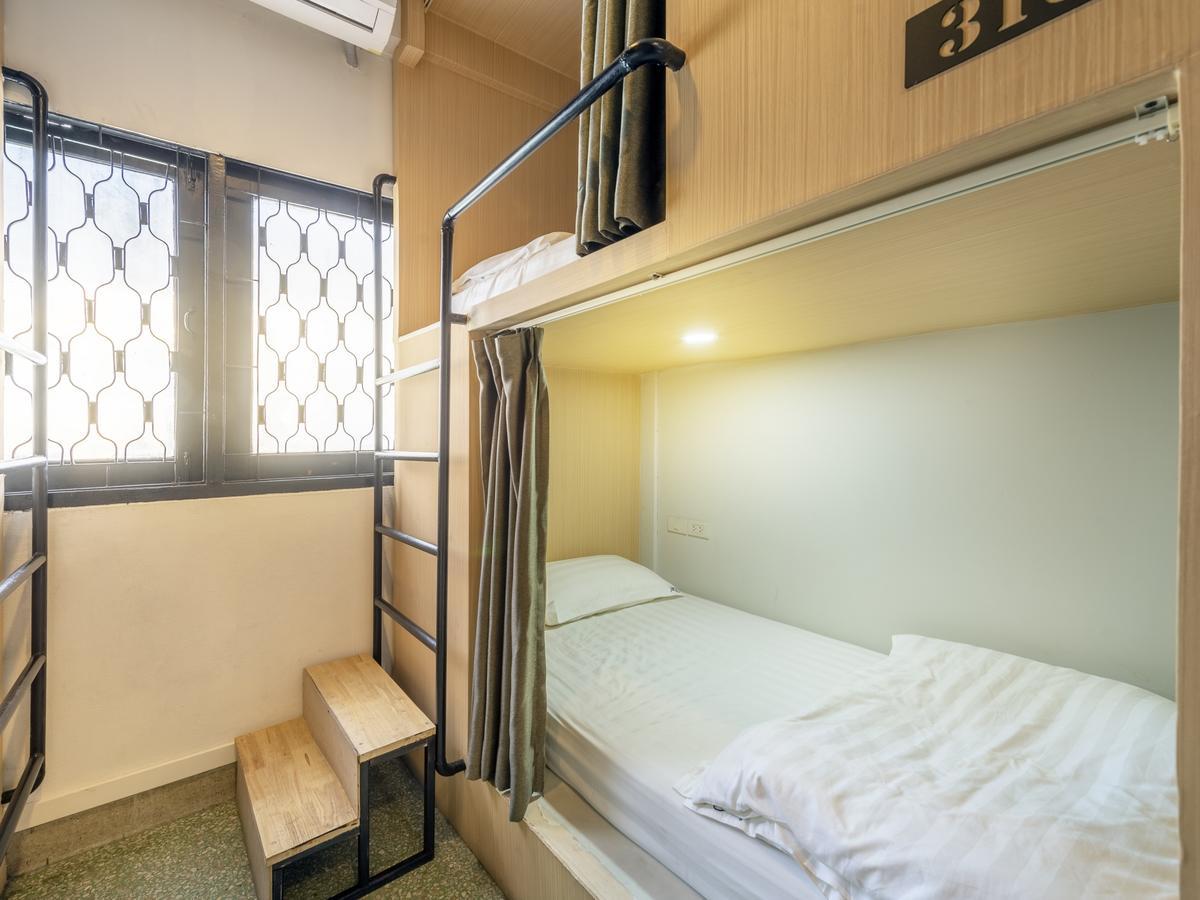 Sloth Hostel Khaosan Bangkok Exteriör bild