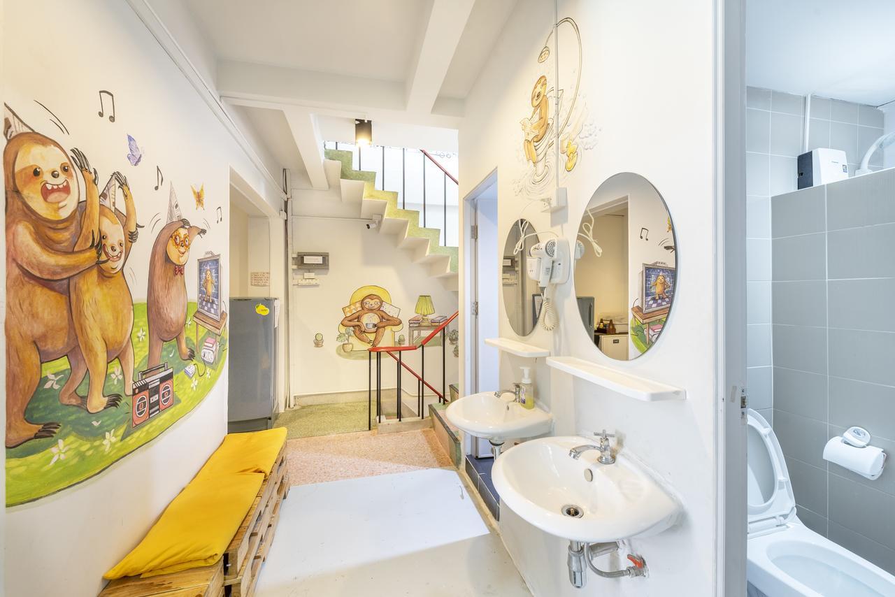 Sloth Hostel Khaosan Bangkok Exteriör bild
